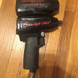 Snap-On 3/8" Drive Air Impact Wrench