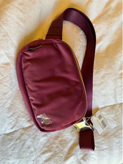 Lululemon crossbody