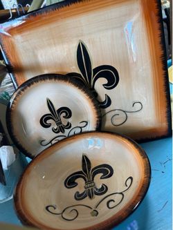 Fleur de Lis Collection