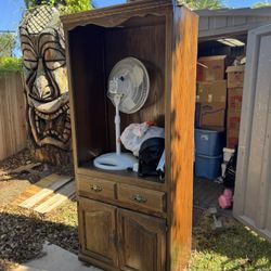 Free China Cabinet 