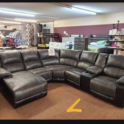 By Ashley 6 Piece Nantahala Reclining Sectional Couch 🌟🌟🌟 Delivery Available 👍 Financing Options✅
