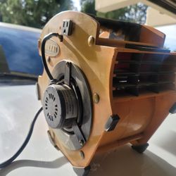 Fan With Electric Outlets  On Each Side