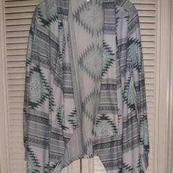 Very Nice Ladies Size Large Cardigan 