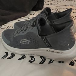 Sketchers Shoes