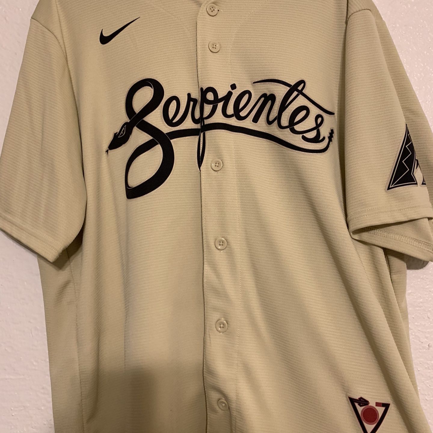 Diamondbacks Serpientes Jersey (XL) for Sale in Scottsdale, AZ - OfferUp