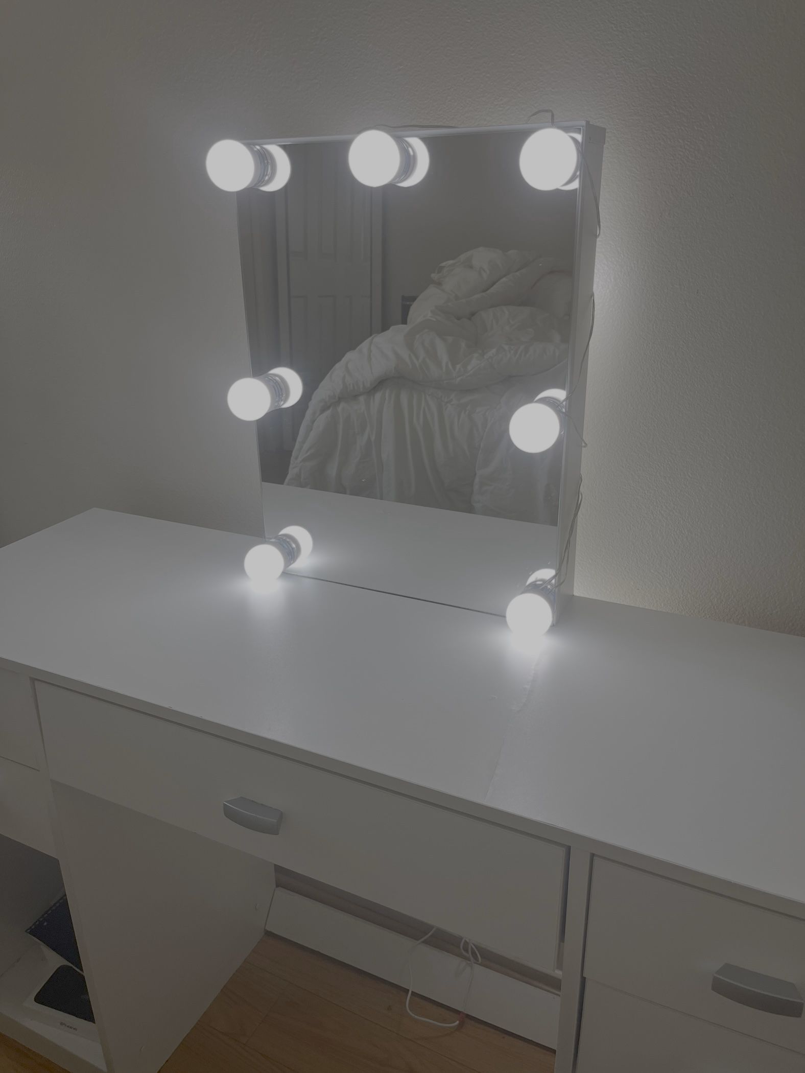 White Vanity Desk with Mirror