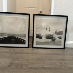 New! Set of Framed Art (glass)