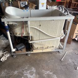 🛁 Walk-In Tub w/ Jets – Slightly Used – $900