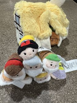 Tsum Tsum Plush Set: Snow White Used