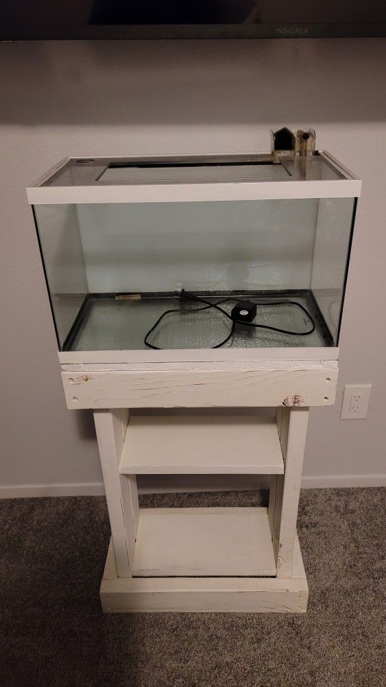 10 Gallon Aquarium With Stand