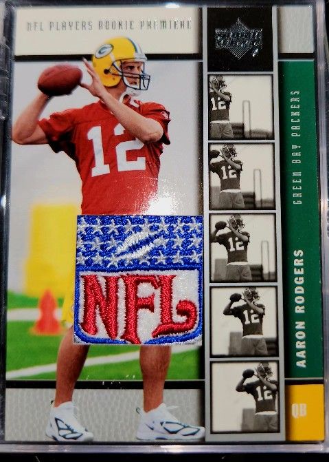 Aaron Rodgers Rookie NFL Shield Card!