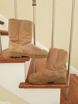 Ugg style suede boots