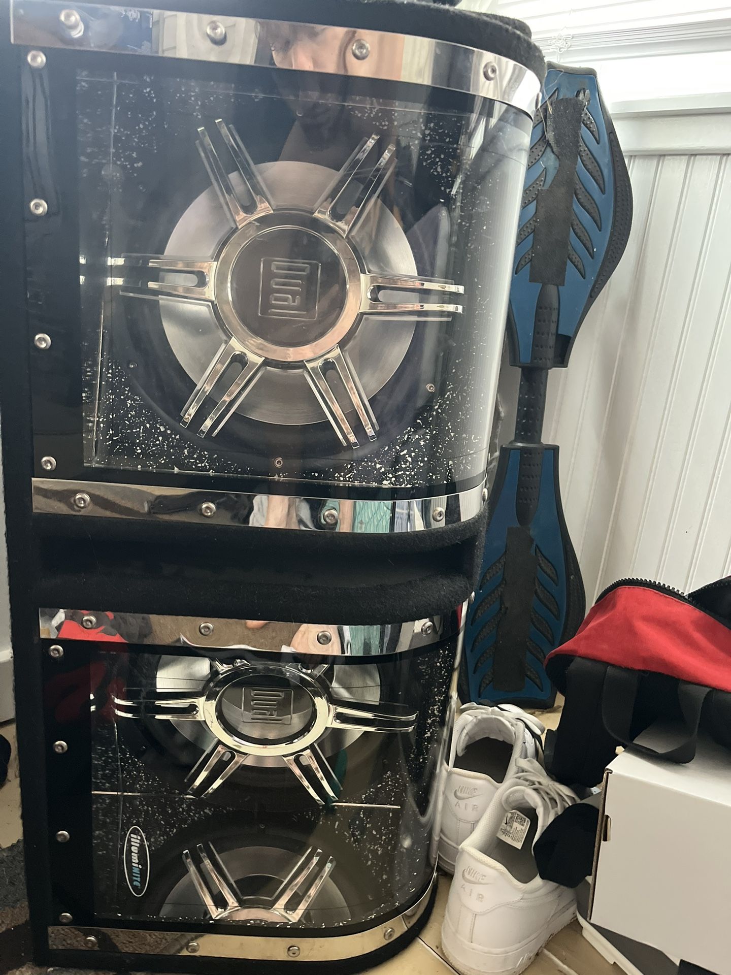 dual: twin 12 inch subwoofers