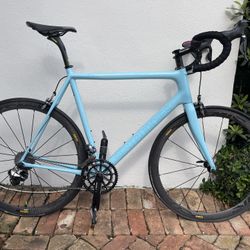 2018 58 cm Cannondale  + Wahoo Trainer 