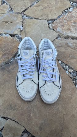 Men size 10.5. Vans sneakers.