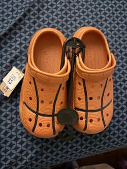Boys crocs