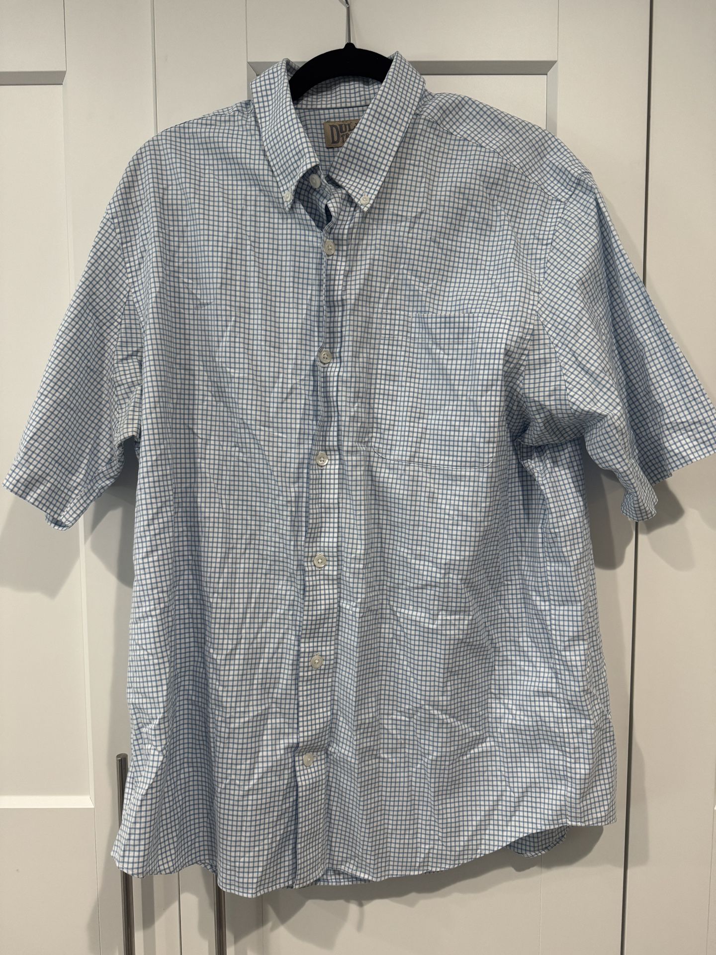 Duluth Trading Co. Men’s Short Sleeve Button Down Shirt, Size L, Blue And White