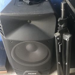 ION PA158 PORTABLE SPEAKER GREAT FOR KARAOKE OR MUSIC WITH STAND