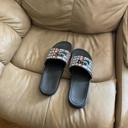 Nikes Flip Flops 