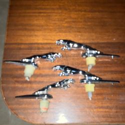 Jaguar/Panther auto emblems