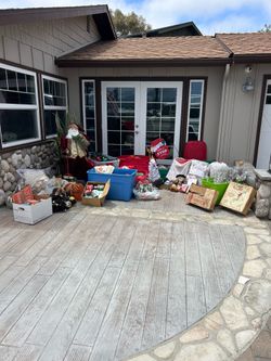 Christmas/holiday decorations