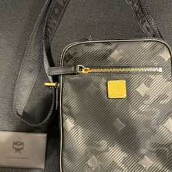 MCM Crossbody bag 💼 