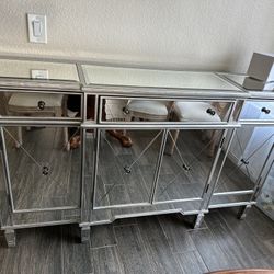 Mirrored China Buffet