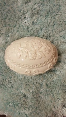 Lenox Rose embossed jewelry music box