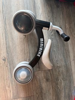 Baby balance bike