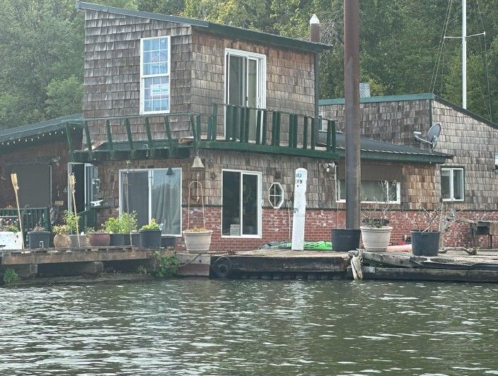 Floating Home for Sale in Scappoose, OR OfferUp