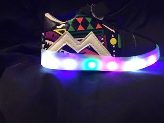 Infants led shoes