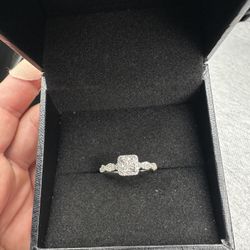 Engagement Ring & Wedding Band