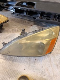 2003-2007 Honda accord headlight
