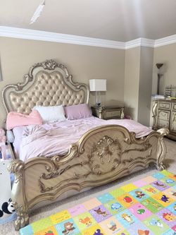 ACME King Bed Sets