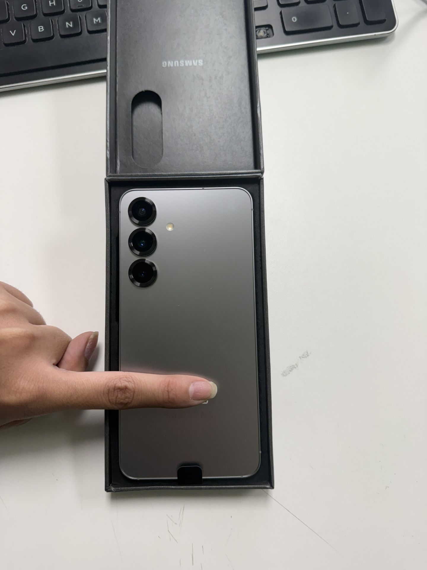 Samsung Galaxy S25 