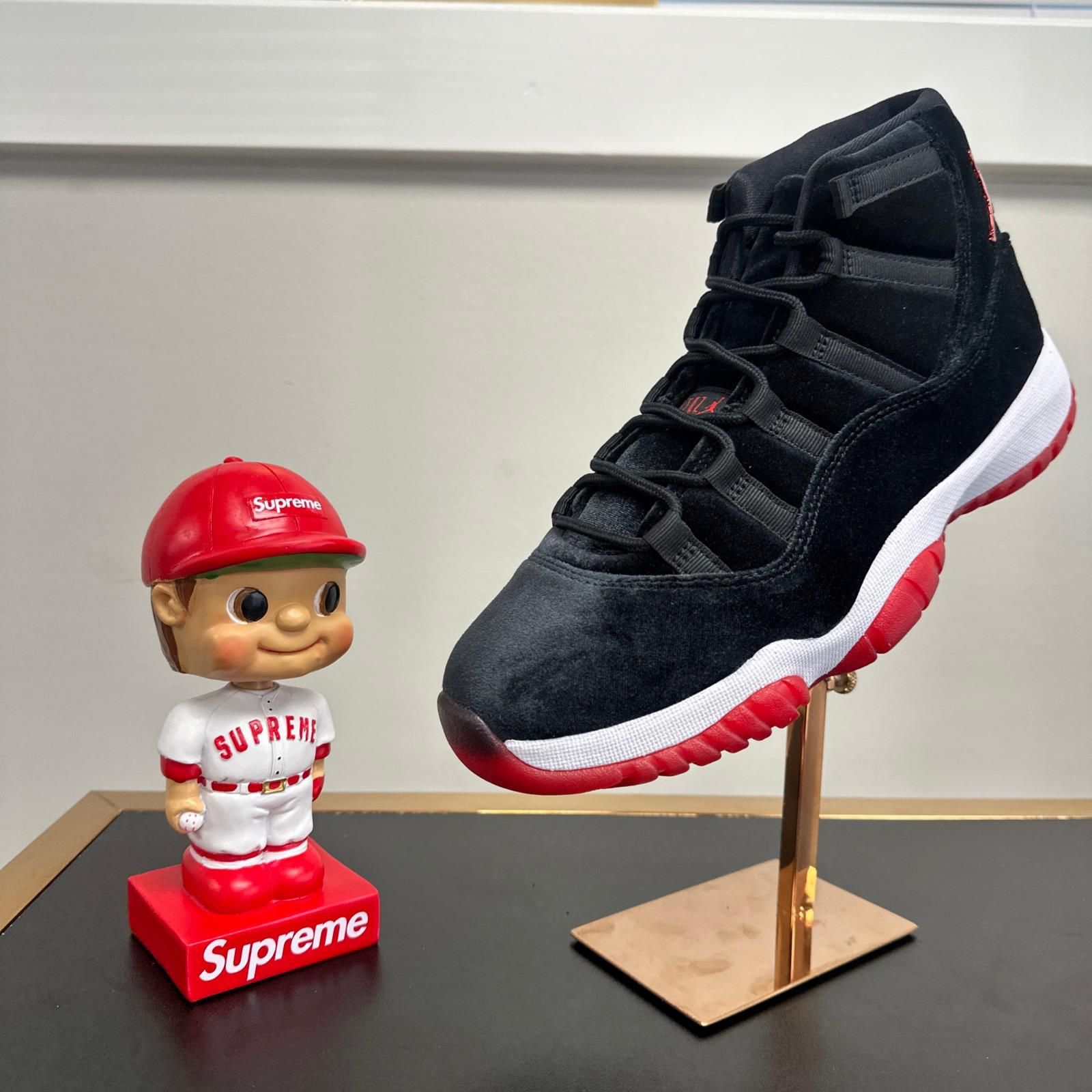 Air Jordan Retro 11 Women