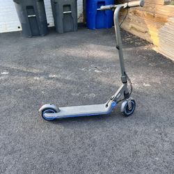 Ninebot Segway E-scooter 