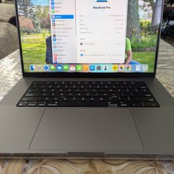 MacBook Pro (2021) 16-inch - Apple M1 Pro 10-core and 16-core GPU - 16GB RAM - SSD 512GB, 