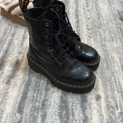 Dr. Marten Jaden Boots 