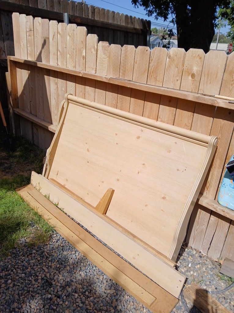 Bed Frame. Head Board, Footboard, Rails. All Wood