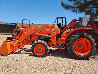 Kubota L3301 Tractor