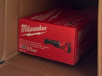 Milwaukee Sawzall M18 2621-20