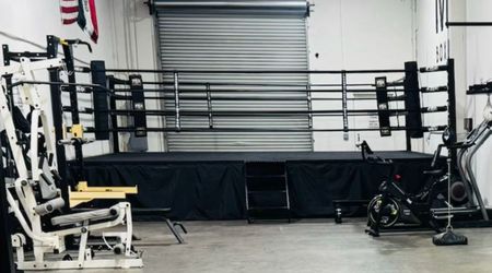 PRO EQUIPMENT BOXING RING (NEW)