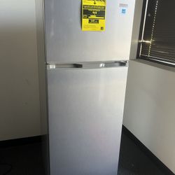 Appliances Frigidaire Gallery Top Mount Refrigerator, 7.5 cu ft, Stainless Steel