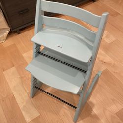 Stokke tripp trapp