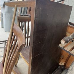 Table /Mesa 