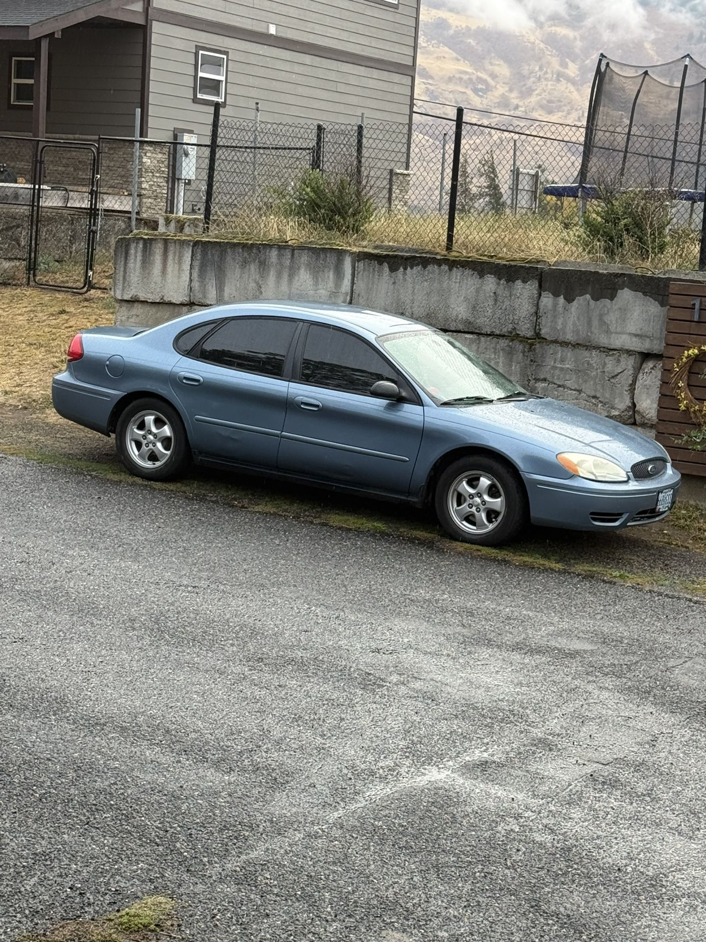 2006 Ford Taurus