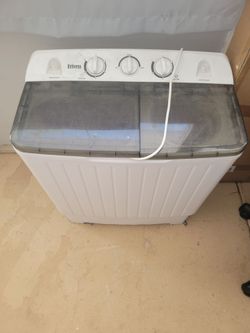Small  washing machine