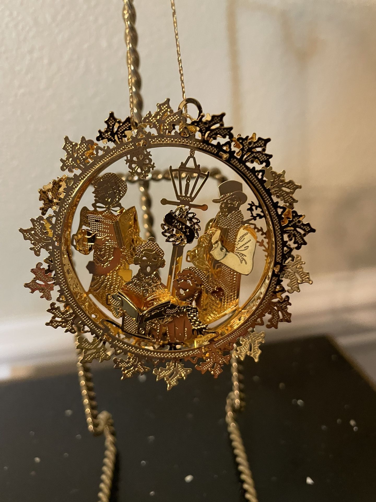 2011 Christmas Carolee’s Danbury Mint Christmas Ornament 23 K Gold Plated