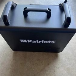 Patriot Power Solar Generator 1800  NEW